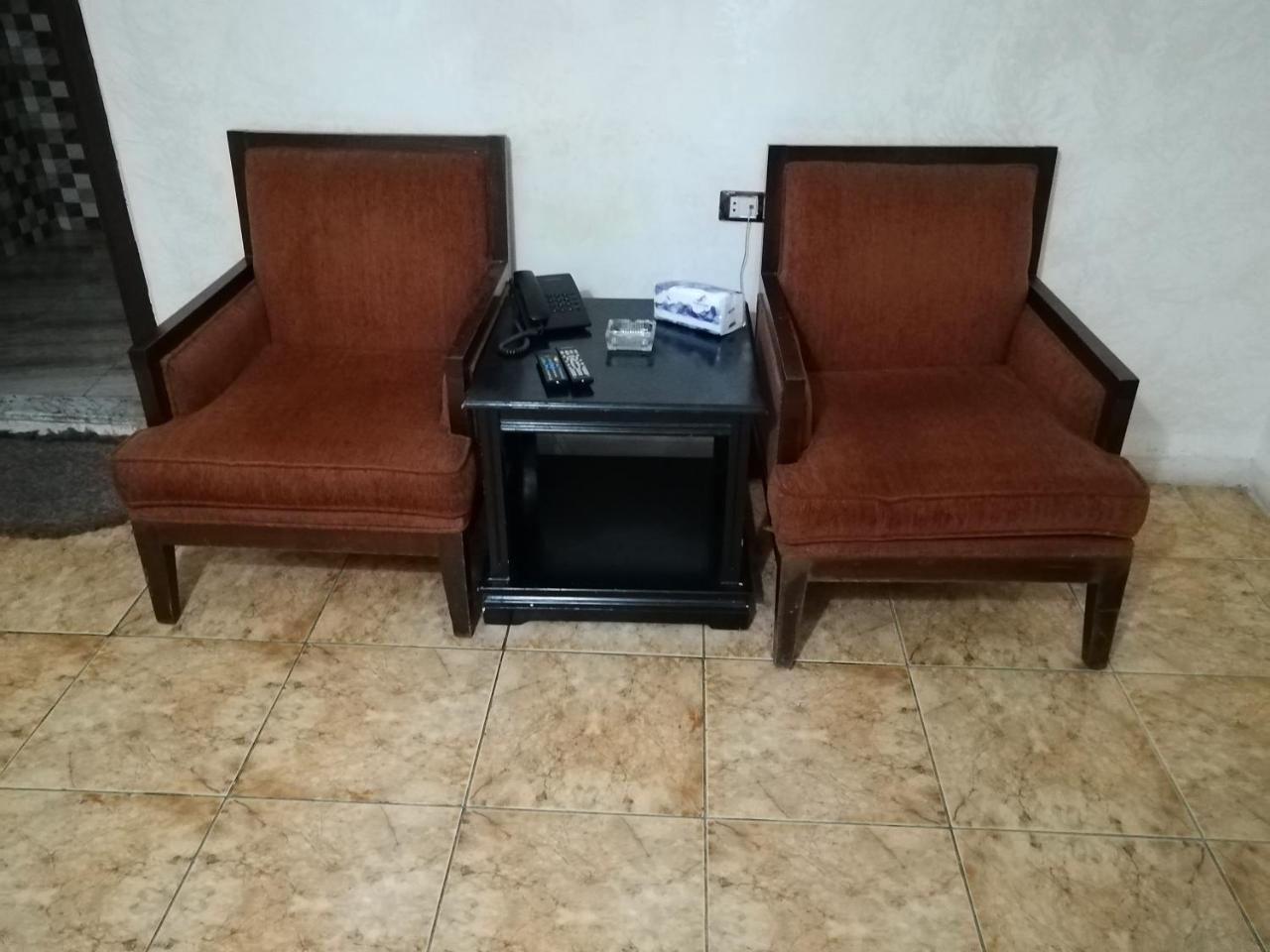 Al-Houriat Hotel Амман Экстерьер фото