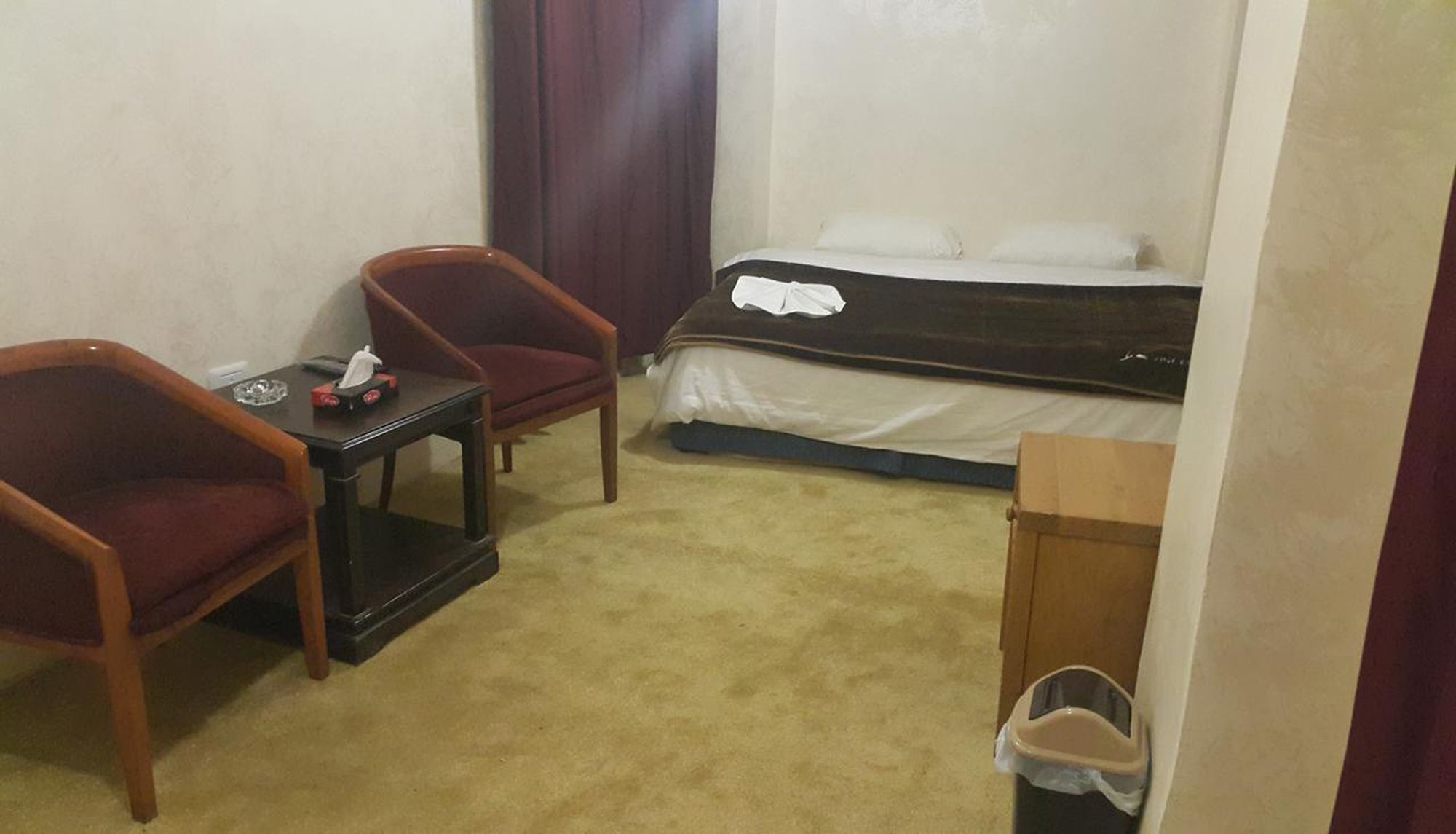 Al-Houriat Hotel Амман Экстерьер фото