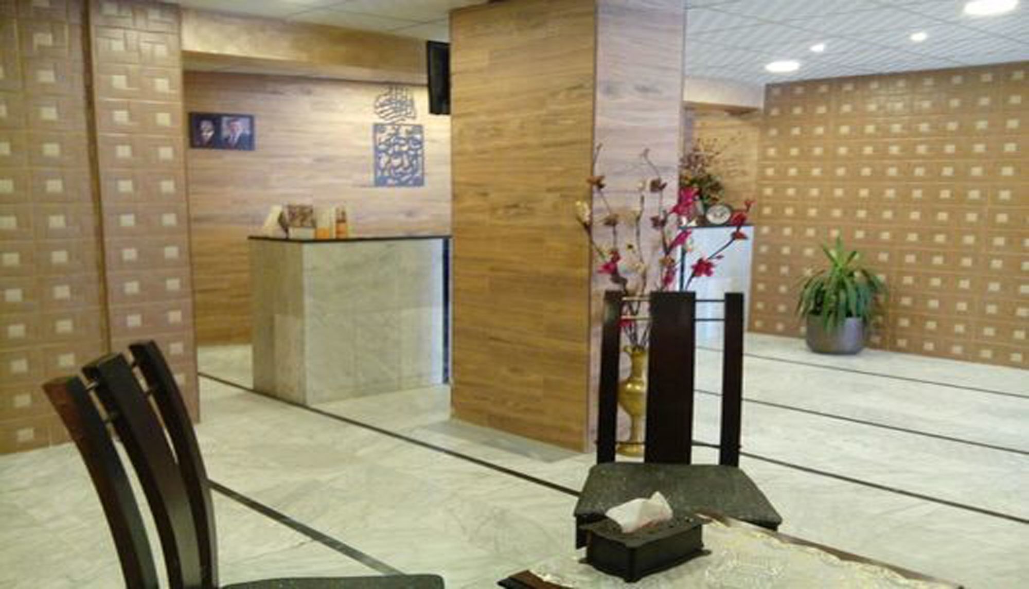 Al-Houriat Hotel Амман Экстерьер фото